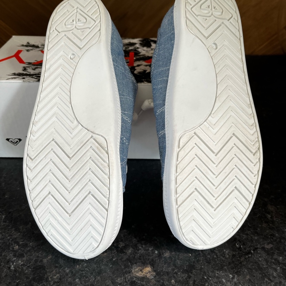 Roxy Bayshore Slip On Girls Shoes - Picture 6 of 7
